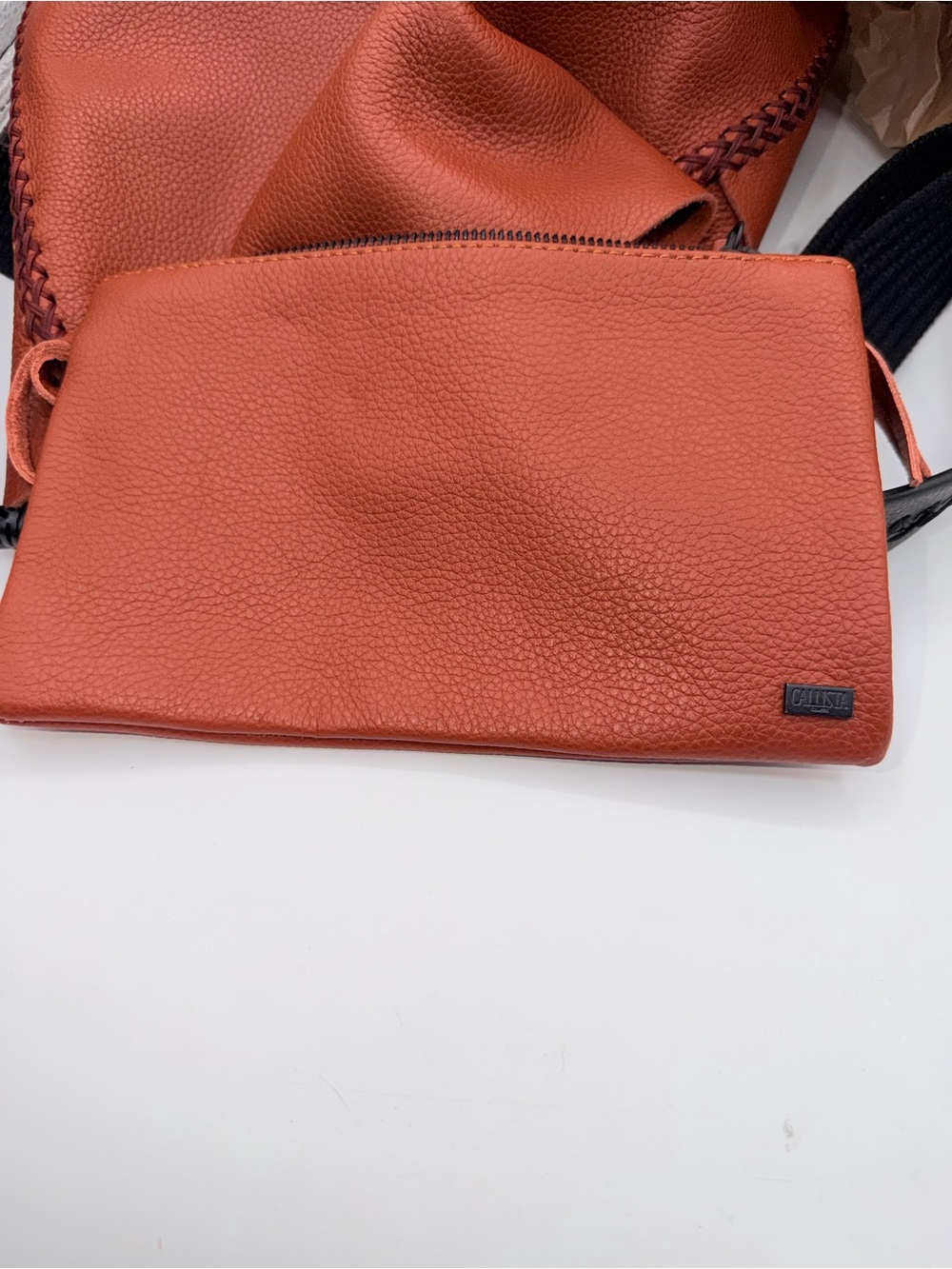 Callista Crafts Iconic Messenger Crossbody - Picture 5 of 10